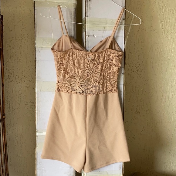 Romper - Picture 2 of 5